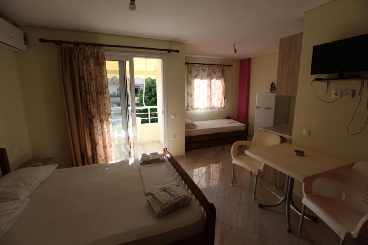 Angjelo Apartments Sarande Exterior photo